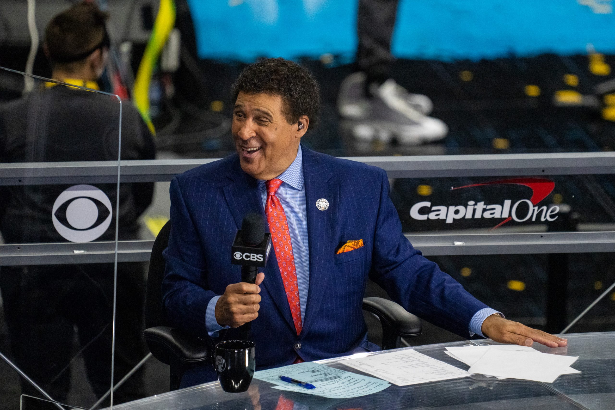 Greg Gumbel on Capital One